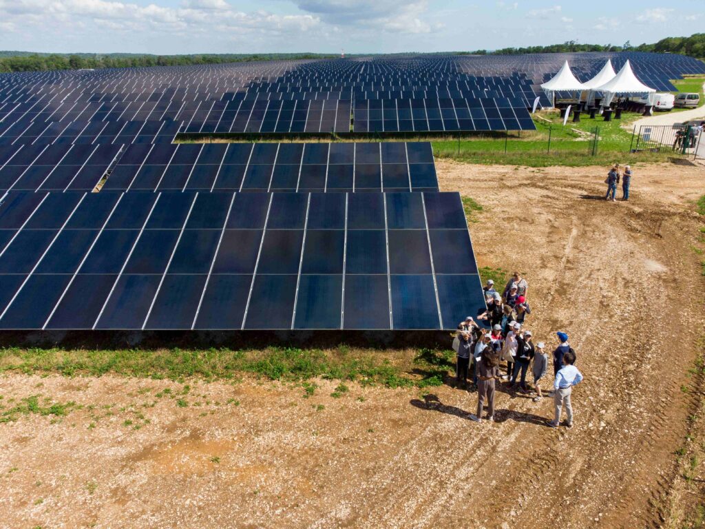 vue du ciel inauguration de la centrale solaire de Goussaincourt